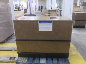 lot 4936 image: Retail Counter