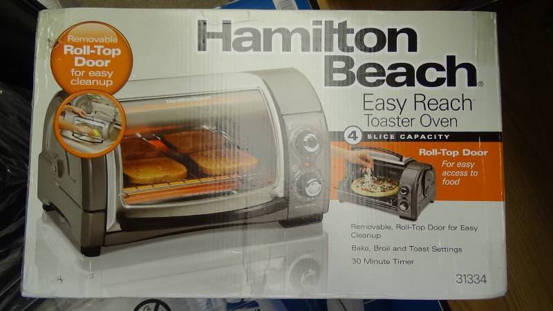 lot 3049 image: Hamilton Beach Easy Reach Toaster Oven
