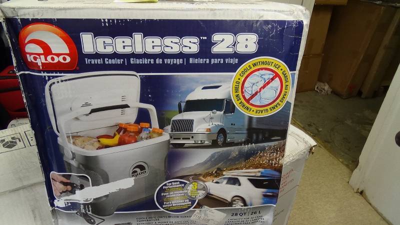 lot 3079 image: Igloo Iceless Thermoelectric Cooler