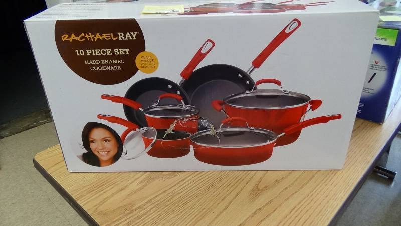 lot 3069 image: Rachael Ray Porcelain Enamel Nonstick 10-Piece Cookware Set, Red