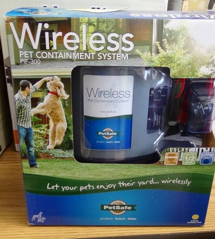 lot 3035 image: PetSafe Wireless Pet Containment System