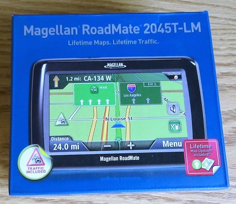 lot 3060 image: Magellan RoadMate 2045T-LM Portable GPS