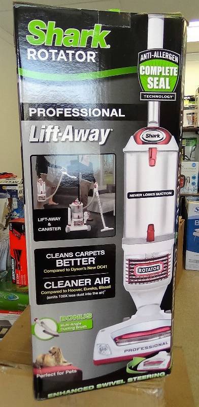 lot 3005 image: Shark  Rotator Professional Lift-Away Vacuum Cleaner