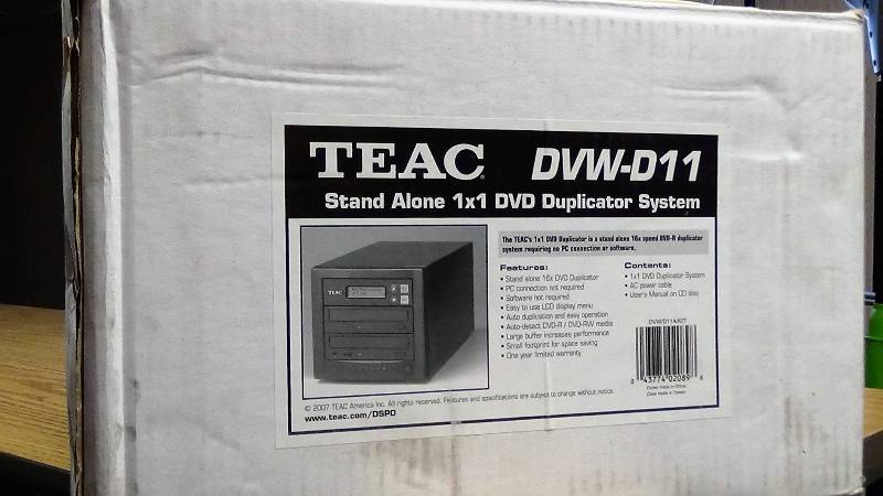 lot 3065 image: Teac DVW-D11 Stand-alone disc-to-disc DVD-R Duplicator