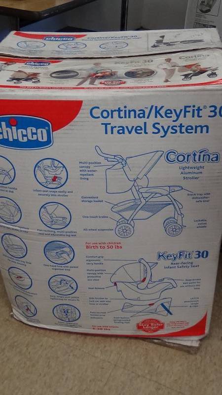lot 3085 image: Chicco Cortina KeyFit 30 Travel System