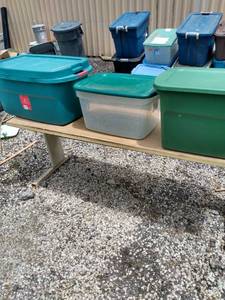 lot 417 image: 3 totes two green one clear