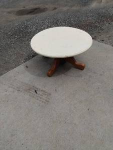 lot 436 image: 36 round oak table cut down table painted white 17 in tall
