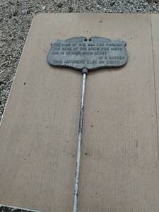 lot 443 image: metal garden sign 28 in tall