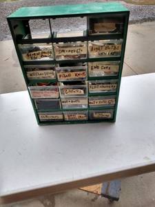 lot 478 image: metal parts van missing two drawers full
