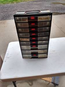 lot 479 image: plastic parts bin full