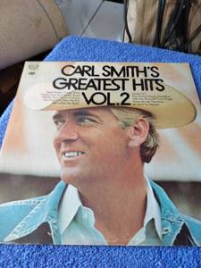 lot 495 image: Carl Smiths greatest hits Volume 2 CS 9807 no scratches