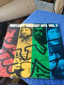 lot 501 image: Waylon Jennings Waylons greatest hits Volume 2 AHL1-5325 no scratches