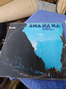 lot 516 image: SHA NA NA the night is still young KSBS 2050 B no scratches