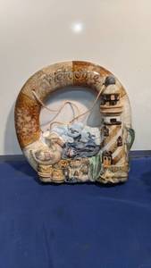 lot 1510 image: lighthouse scenery welcome sign