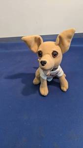 lot 1531 image: Taco Bell dog