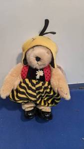 lot 1544 image: teddy bear bumblebee