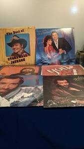 lot 1572 image: six records Stonewall Jackson Mickey gills and Charlie McClain Moe bandy classic country duet and two Lee greenwood