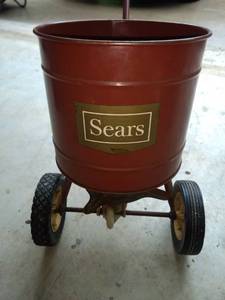 lot 2075 image: Sears spreader good condition works good tires