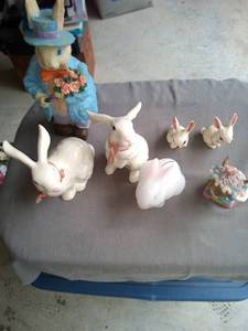 lot 2088 image: 7 spring bunnies