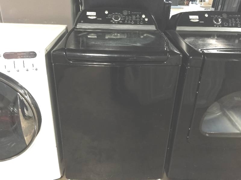 lot 7189 image: Whirlpool Cabrio  28 Inch Top-Load Washer with 4.6 cu. ft. Capacity