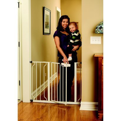 lot 7205 image: Regalo Easy Step Walk Thru Gate, White, Fits spaces between 29 and 39 Wide