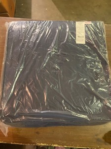 lot 66489 image: Mozaic 22.5��x22.5�� Deep Seating Cushion - Corded. Canvas Navy