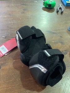 lot 66518 image: Warrior Evo Arm Pad, Black, Small