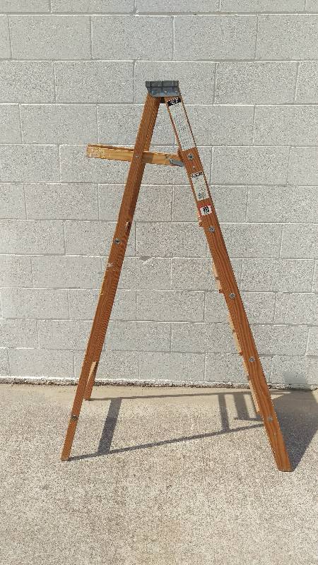 lot 30 image: 6 Foot Wooden Folding Step Ladder
