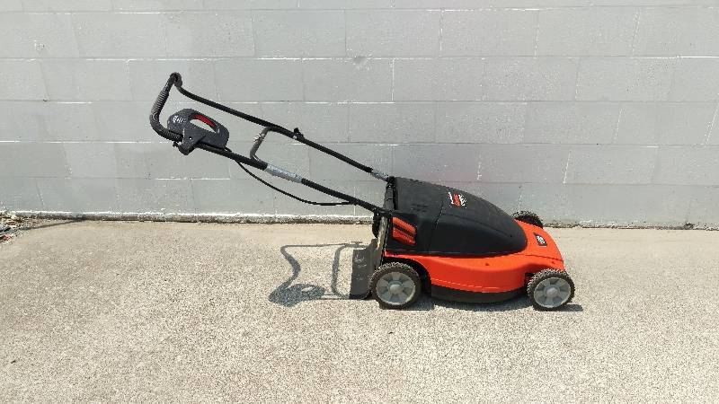 lot 33 image: Electric Lawnmower TESTED