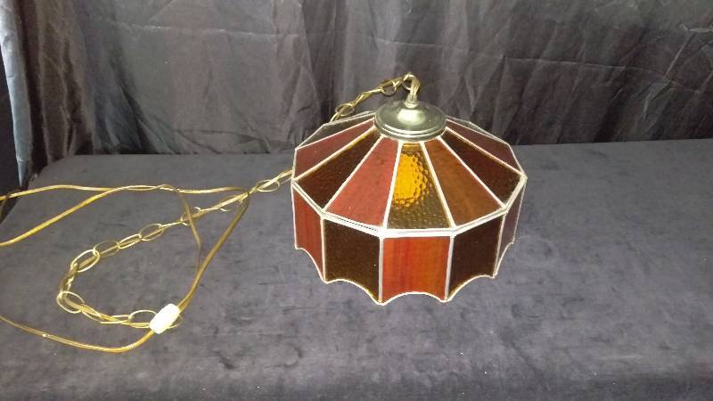 lot 57 image: Vintage Leaded Glass Hanging Light