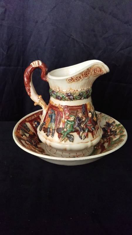 lot 63 image: Vintage Water Basin and Pitcher
