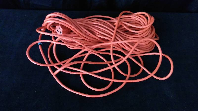 lot 109 image: 100 Extension Cord