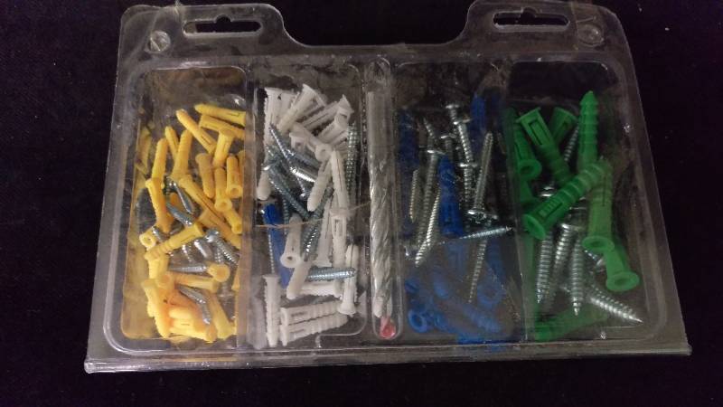 lot 115 image: Drywall Anchor Set
