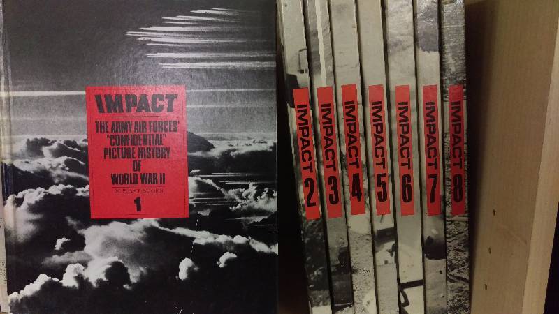 lot 126 image: IMPACT 8 Volume Confidential Picture History of WWII