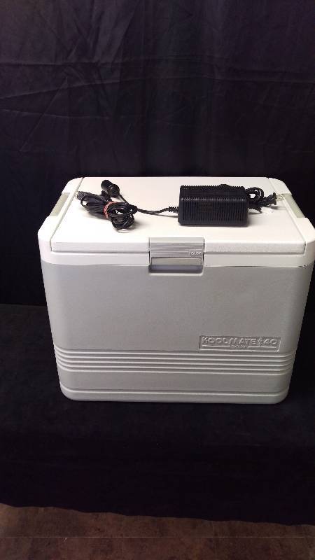 lot 133 image: KoolMate 40 Quart Iceless Thermoelectric Cooler