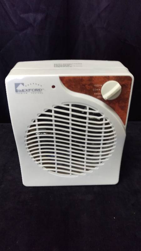 lot 147 image: Electric Heater