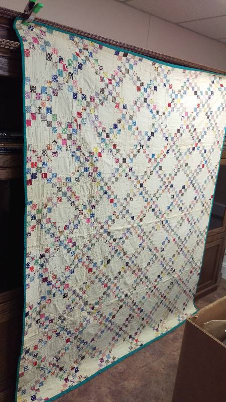 lot 96 image: Vintage Quilt in Good Condition