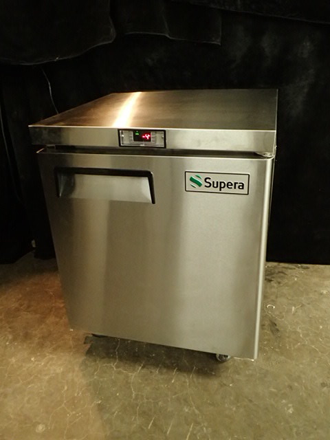 lot 3489 image: Supera 27-12 1-Door Undercounter Freezer (UF1R-1)