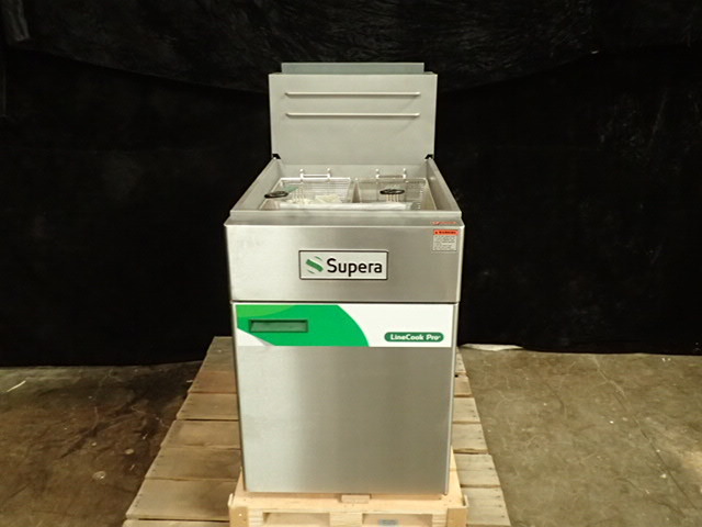 lot 3506 image: Supera 75lb Natural Gas Fryer