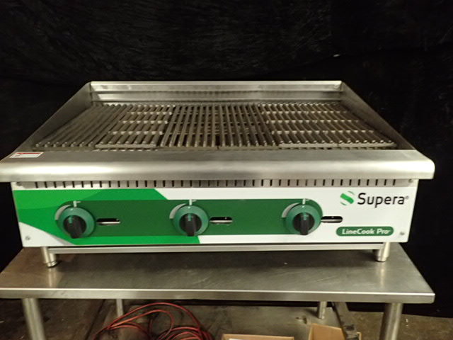 lot 3510 image: Supera 36in Natural Gas Char Broiler