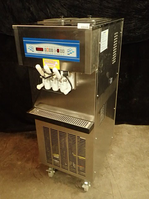 lot 3570 image: Commercial Soft Serve Ice Cream Machine