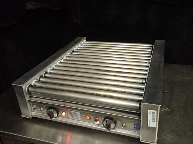 lot 3574 image: Connolly Hot Dog Roller
