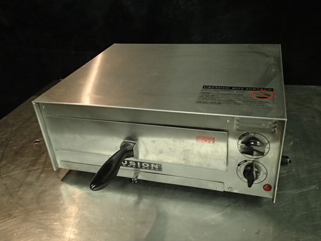 lot 3587 image: Fusion Commercial Countertop Pizza Oven