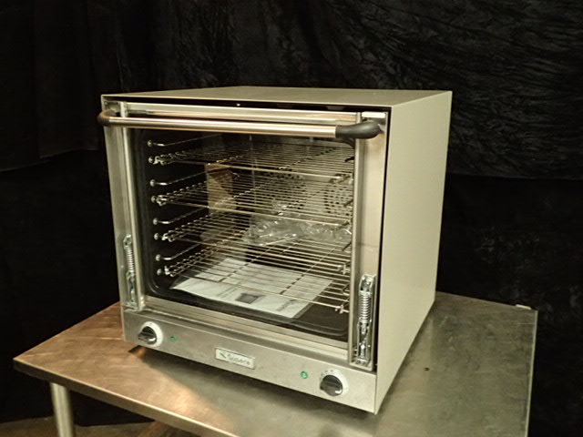 lot 3655 image: Supera Half Size Convection Oven