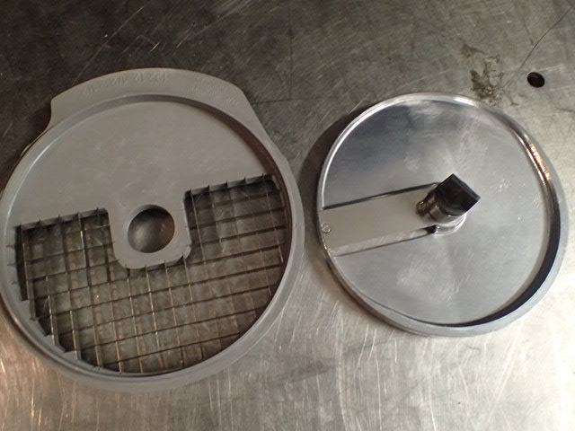 lot 3664 image: Robot Coupe Blade Attachment