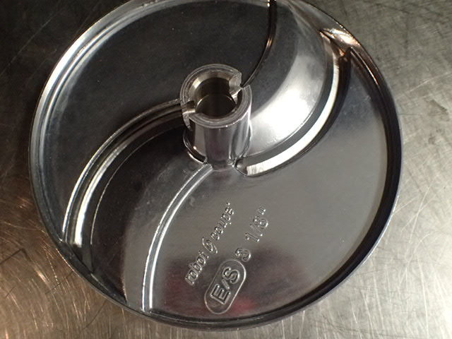 lot 3671 image: Robot Coupe Blade Attachment