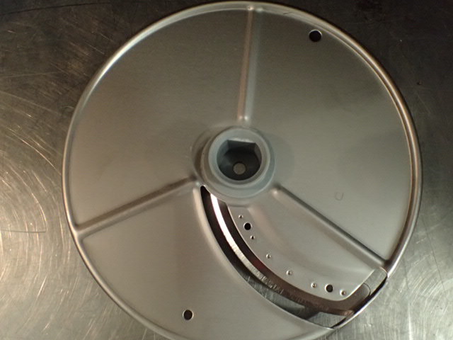 lot 3684 image: Robot Coupe Blade Attachment