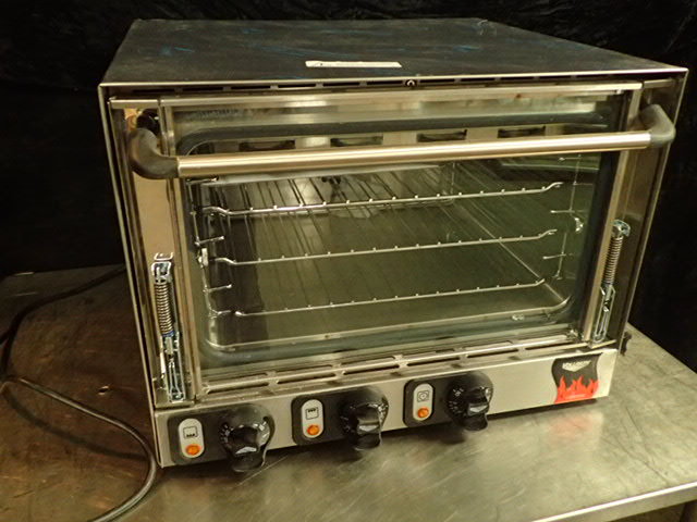 lot 3696 image: Vollrath Cayenne Convection Oven