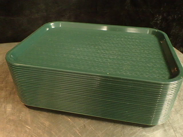lot 3702 image: Carlisle 12 x 16 Cafe Trays
