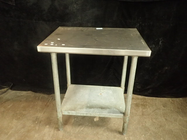 lot 3724 image: Stainless Steel Equipment Stand with Under Shelf